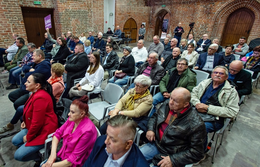 Elbląg, Były wiceminister, były wiceprezydent i emocje na prezydenckiej debacie portElu