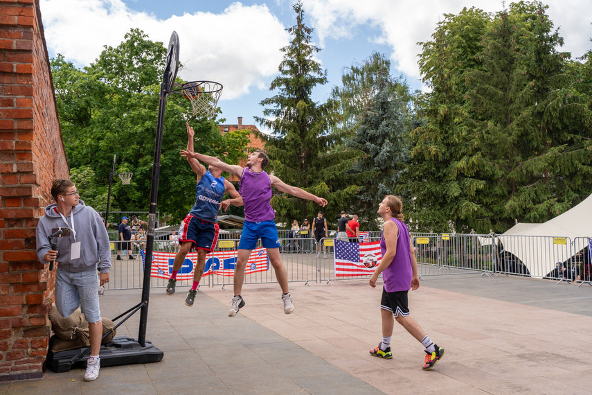 Elbląg, Armwrestling, streetball i amerykański styl