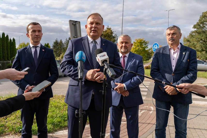 Elbląg, Konferencja z udziałem prezydenta Elbląga, starosty elbląskiego, wicewojewody i wójta gminy Elbląg,