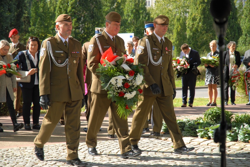 Elbląg, Nie zamierzali zrezygnować z niepodległości