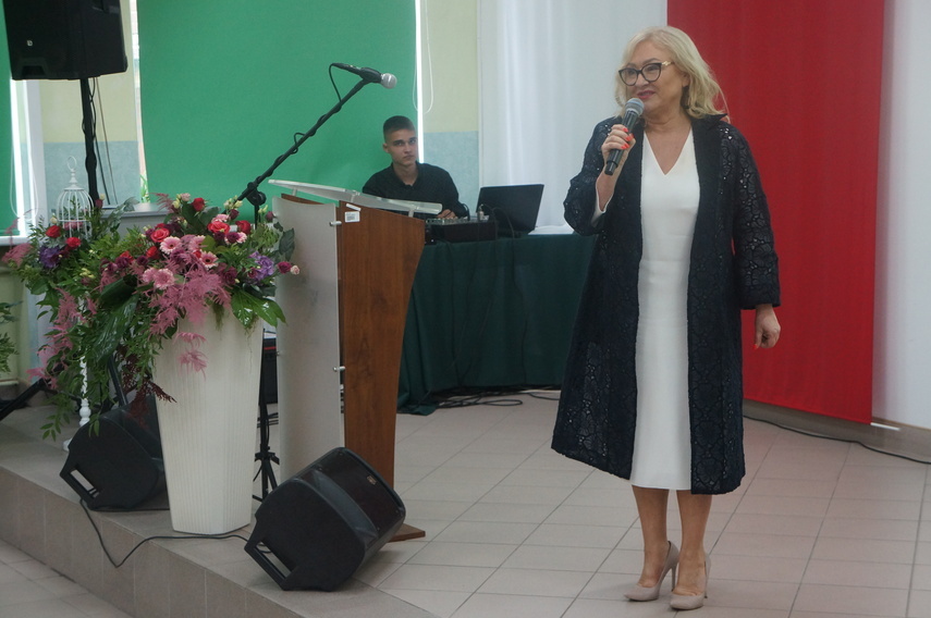 Elbląg, Małgorzata Sowicka podczas zakończenia roku szkolnego 2024/2025, Elbląg, Małgorzata Sowicka podczas zakończenia roku szkolnego 2024/2025,