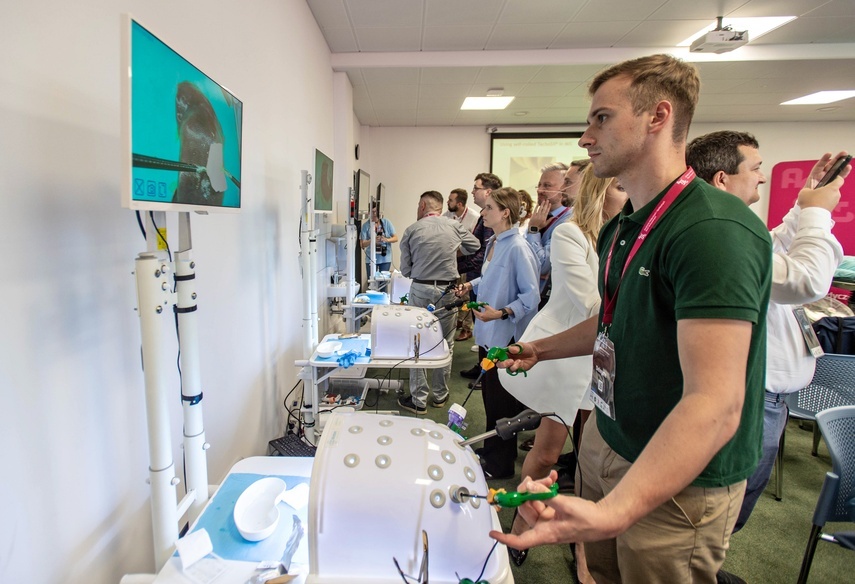 Elbląg, Roboty w służbie chirurgii Elbląg, Roboty w służbie chirurgii