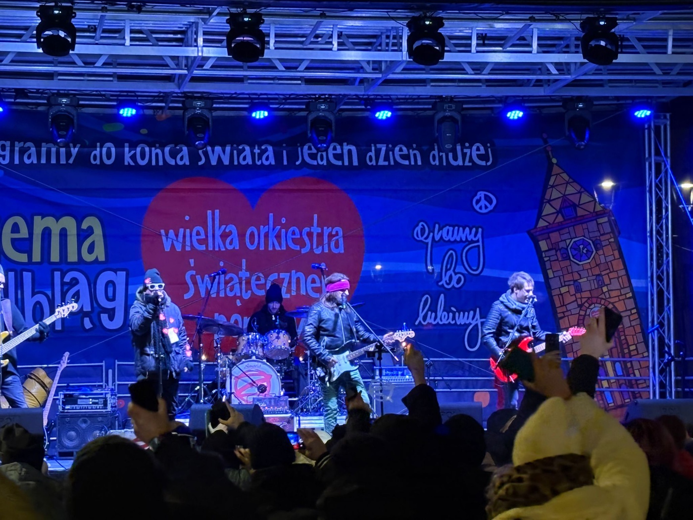 Elbląg, Na zakończenie koncertowego dnia wystąpił Jary Oddział Zamknięty