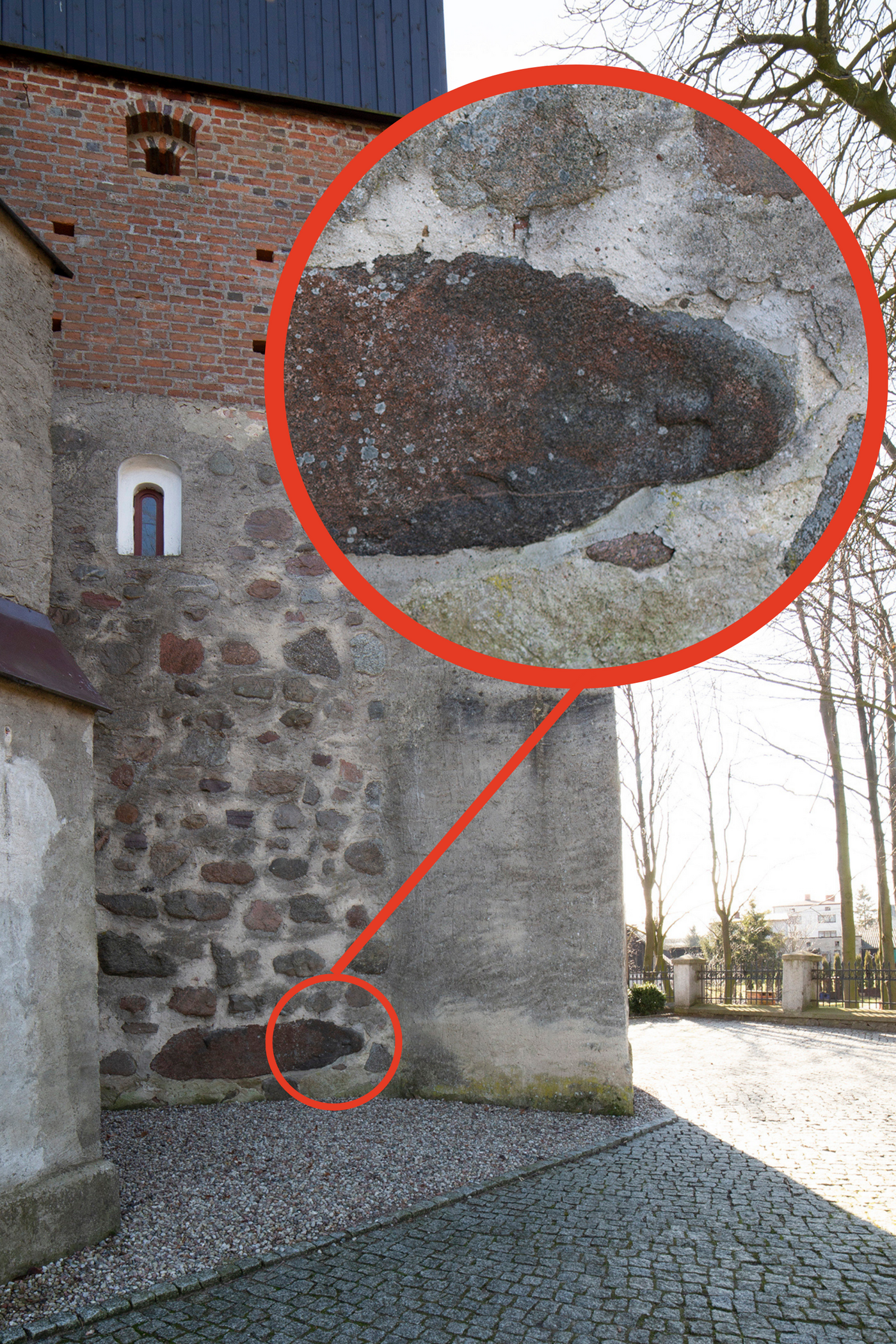 Elbląg, Baby pruskie. Ludzie zaklęci w kamień czy rzeźby pokutne