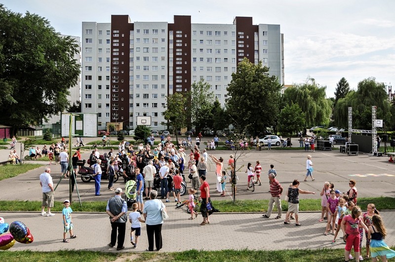 Elbląg, Mieszkańcy schodzili się zaciekawieni propozycją rozrywkową