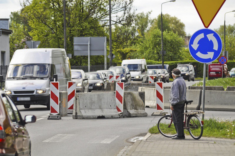 Elbląg, Kamienny krąg na Warszawskiej