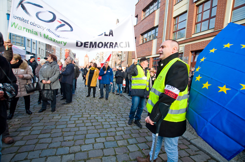 Elbląg, Demokracja po elbląsku, czyli pikieta KOD