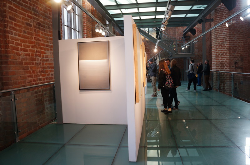 Elbląg, Prace Tycjana Knuta są prezentowane na emporze