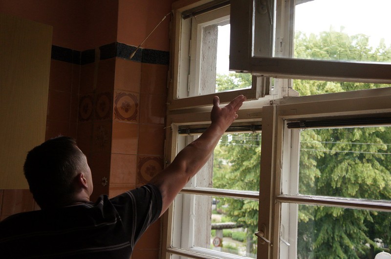 Elbląg, Mieszkańcy narzekają na przeciekające okna