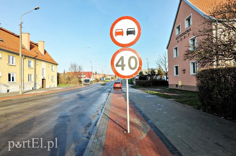 Elbląg, Po drugiej stronie ścieżki - dokładnie to samo