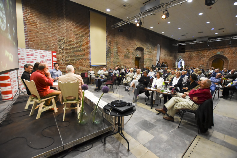 Elbląg, Rok, który zmienił tak wiele