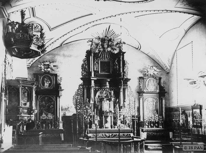 Elbląg, Wnętrze kościoła w Długoborze przed wojną