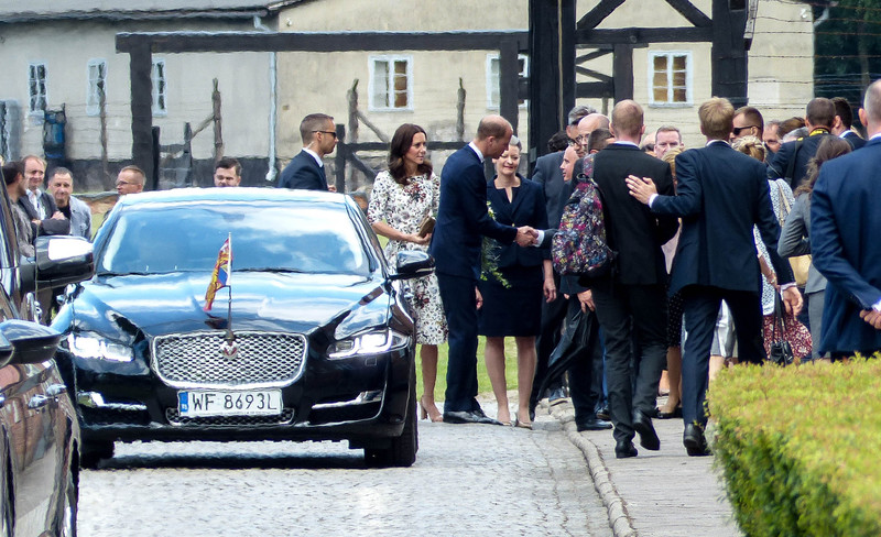 Elbląg, Księżna Kate i Książę William tuż przed odjazdem