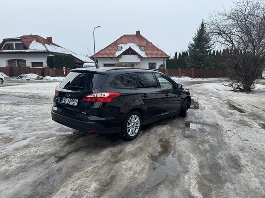 Elbląg Ford Focus MK3 kombi 1.0 ecoboost 125 km z 2014 roku. 
Auto zadbane, wszystkie naprawy wynikające z