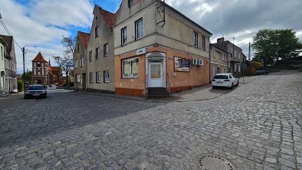 Elbląg BIURO NIERUCHOMOŚCISZULC& SZULCLokal użytkowy - Tolkmicko ul. ElbląskaPowierzchnia: 66 m2Lokal