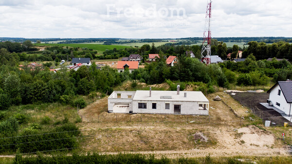 Elbląg FREEDOM NIERUCHOMOŚCISprzedam działkę - Dzierzgoń, Słoneczna. Sprzedam działkę 0,1049 ha z rozpoczętą