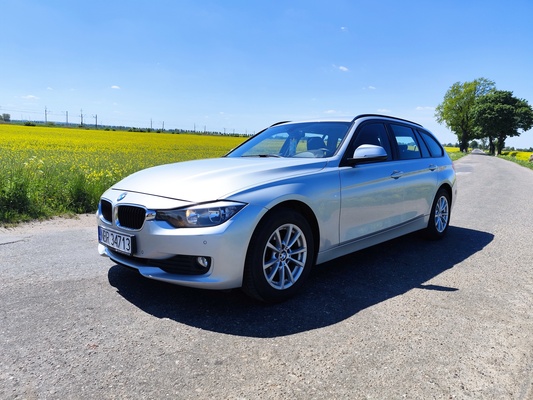 Elbląg Sprzedam BMW 318 d 143 KM z 2014r sprowadzone z Niemiec. 
2 kluczyki, 
zmierzony miernikiem lakieru, auto w