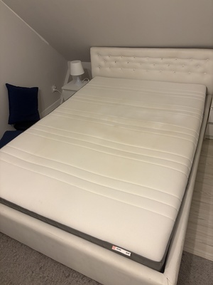 Elbląg Sprzedam materac Ikea Hovack średnio twardy 140 cm szerokość grubość ok 20 cm używany nie zarwany dobry plus na