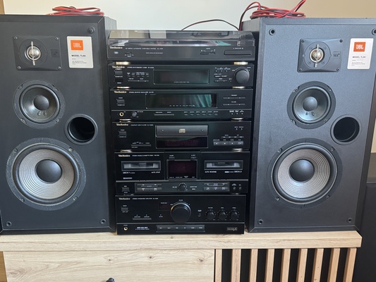 Elbląg Wieża vintage Technics wraz z kolumnami JBL