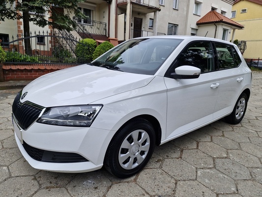 Elbląg Skoda Fabia1.0 BenzynaRok produkcji 2019NawigacjaKupiona w Polskim Salonie