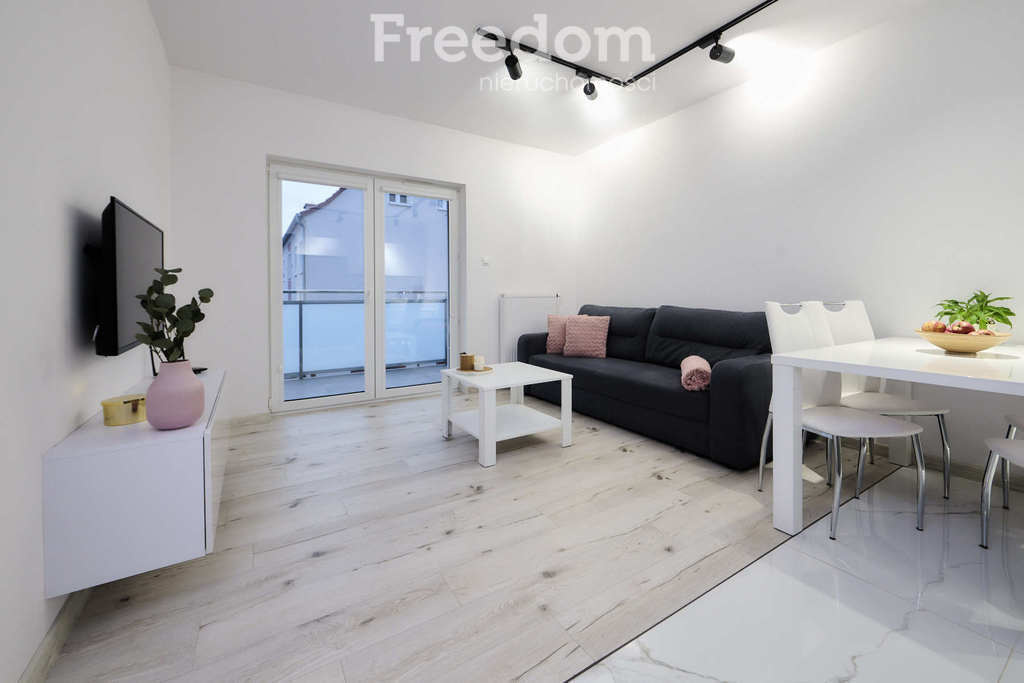 Elbląg FREEDOM NIERUCHOMOŚCIWynajmę mieszkanie - Elbląg, Jana Amosa Komeńskiego.&nbsp;Z przyjemnością prezentuję