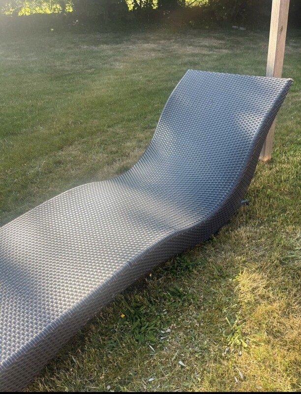 Elbląg Sprzedam lezak MBM lounger Wellness mocca. Szerokość 70cm, wysokość 70cm, długość 200cm. Posiada