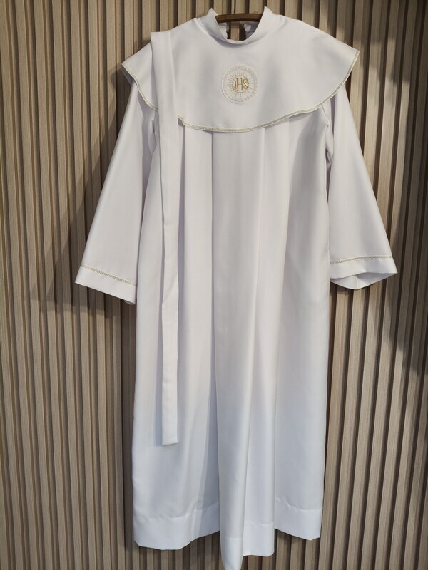 Elbląg Mam na sprzedaż dwie alby. Pierwsza ( ta na zdjęciu) ze złotymi dodatkami na 158 cm -90zł, druga z niebieskimi