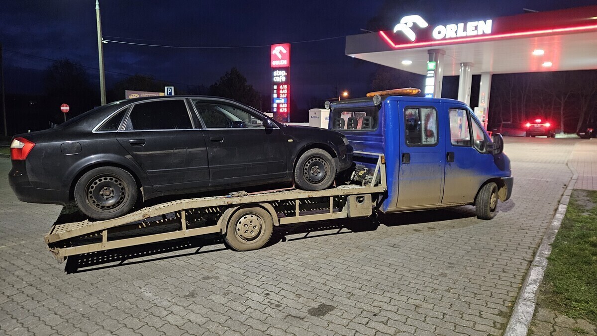 Elbląg Oferujemy pomoc drogową 24/7
+ Przewóz aut osobowych
+ przewóz quadów
+ przewóz patet typu pelet i innych
+