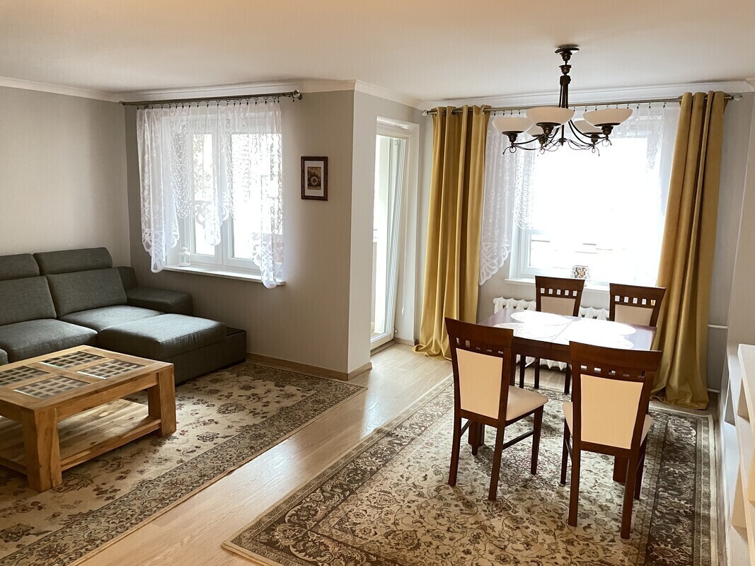 Elbląg Do wynajęcia apartament (najem okazjonalny) położony na Starym Mieście w Elblągu przy ul. Wieżowej z miejscem