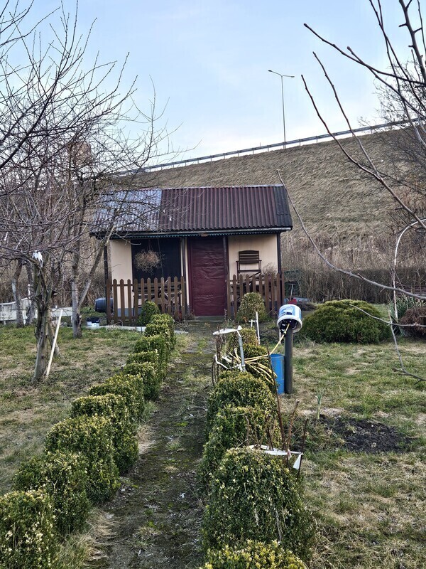 Elbląg Sprzedam działkę ROD Przyroda przy ulicy Malborskiej, 500 metrow kwadratowych, altanka murowana, meble