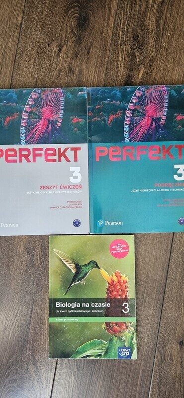 Elbląg Sprzedam podręczniki do klasy 3 LO poziom podstawowy:
J. Niemiecki podręcznik - 15 zł
J. Niemiecki ćwiczenia -