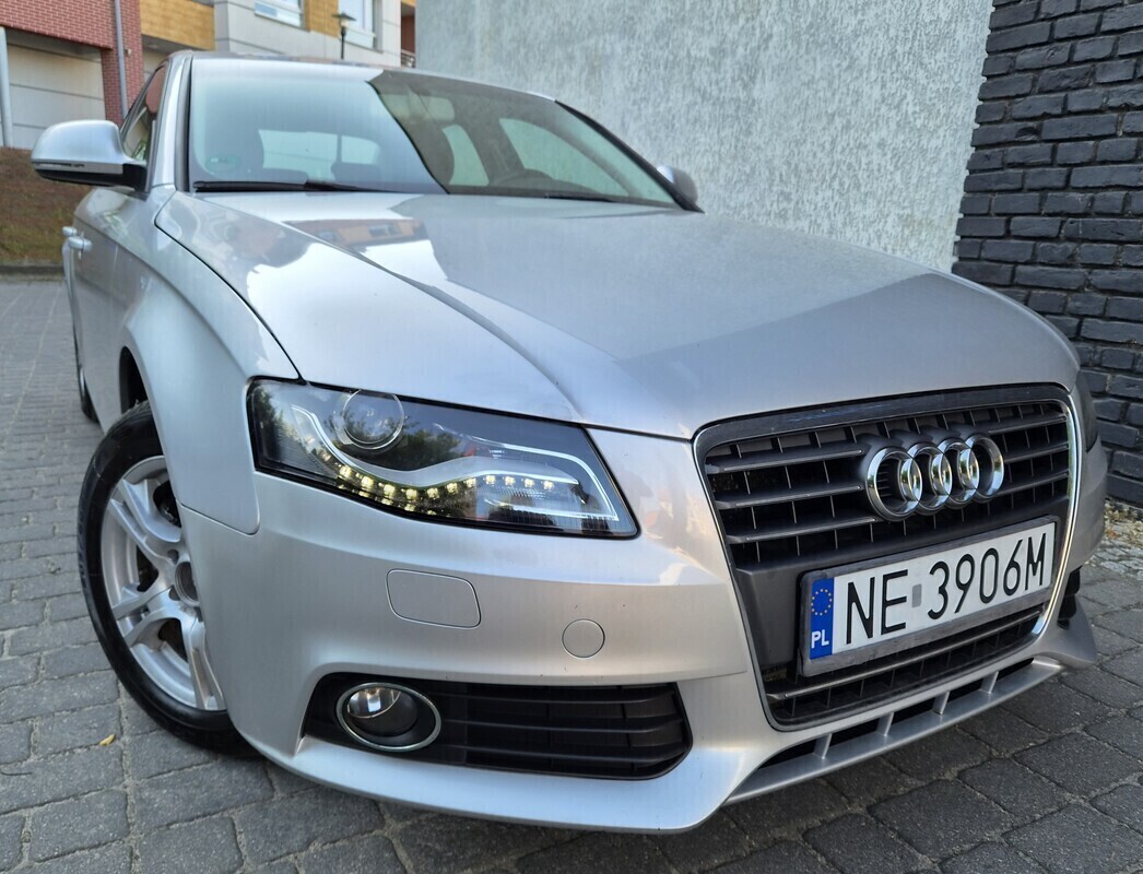 Elbląg 🚗 Audi A4 B8 S-LINE 1,8 Benzyna 120 KM, 2009 rok — Manual, Klimatyzacja, ALU, Tempomat, Nowe OC i