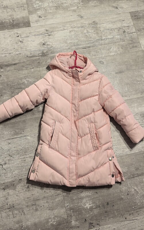 Elbląg Sprzedam zimową kurtkę puchową dla dziewczynki, * rozmiar 116
* firma : CoolClub
* o długości płaszczyka
*