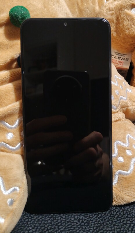 Elbląg Sprzedam zadbany, w pełni sprawny telefon TCL306.
Posiada wejście na dwie karty SIM oraz kartę pamięci i