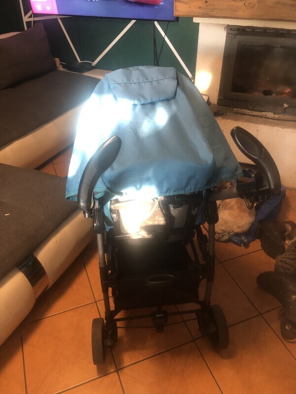 Elbląg Witam mam wózek spacerowy niebieski  za 200&rsquo;