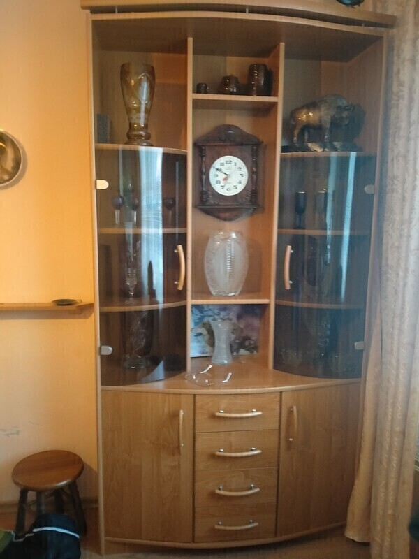 Elbląg Na sprzedaż komoda, witryna
wysokość 210 cm
szerokość 110 cm
głębokość 40 cm