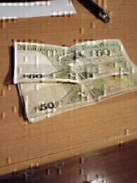 Elbląg Sprzedam 8 sztuk za 30 zł. z 1988r. I 1000 Forintów z 2008r. które nie są juz w obiegu.