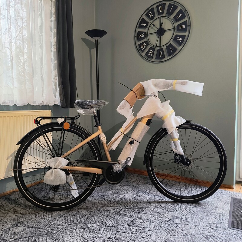 Elbląg Romet E-Gazela 1.0 Piaskowy 17M 504WH 28 cali NOWY
Sprzedam rozpakowany w celu naładowania baterii, rower