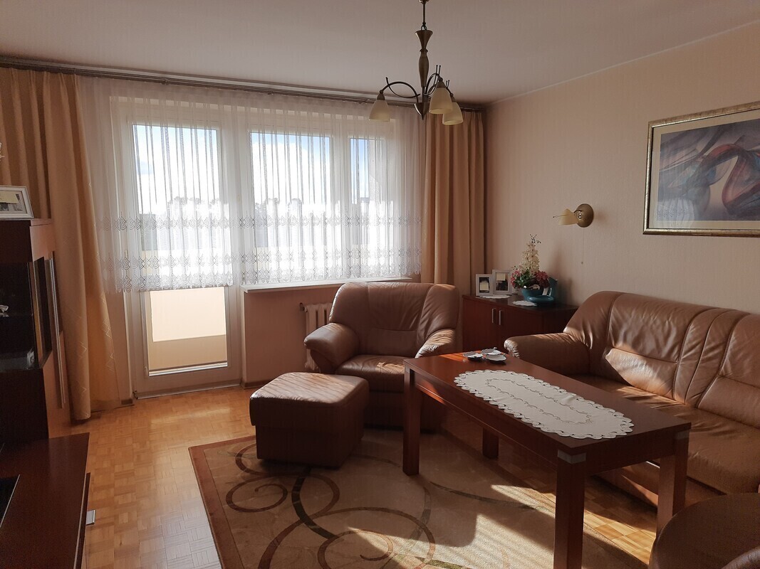 Elbląg Sprzedam mieszkanie. Powierzchnia 65,2 m²Ogrzewanie CO miejskiePiętro 3/3, bez windyCzynsz ok.1100,0