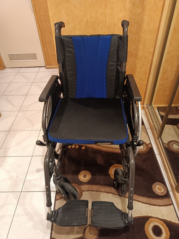 Elbląg Sprzedam lekki składany wózek inwalidzki nowy. Mieści się w bagażniku. Cena 200 zł.