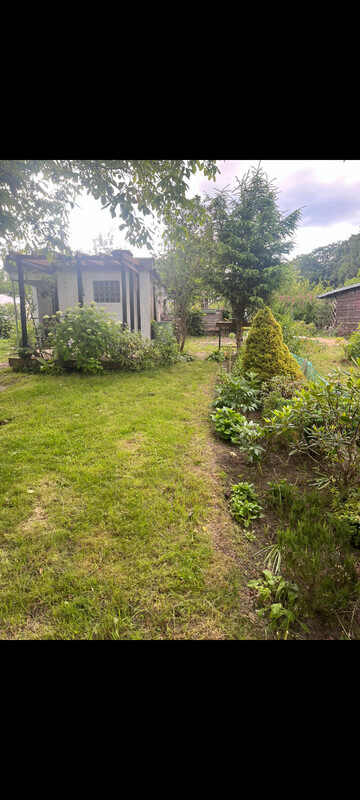 Elbląg Działka ROD 300 m² Bielany– zielony raj z murowaną altaną, prąd  i woda– idealne miejsce na odpoczynek od