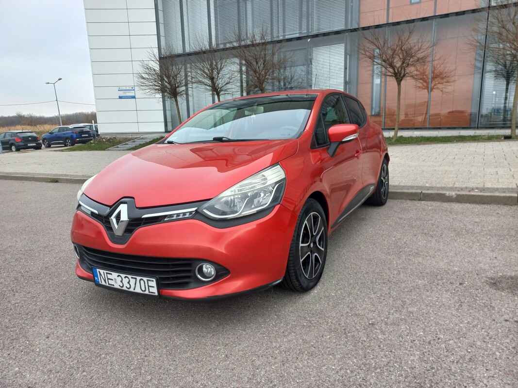 Elbląg Sprzedam Renault Clio 2013,sedan, bardzo dobry stan, pierwsza rejestracja, 2014,benzyna, bezwypadkowy,