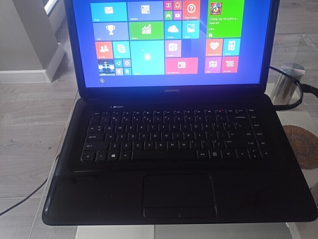 Elbląg Sprzedam laptopa + urządzenie wielofunkcyjne gratis.