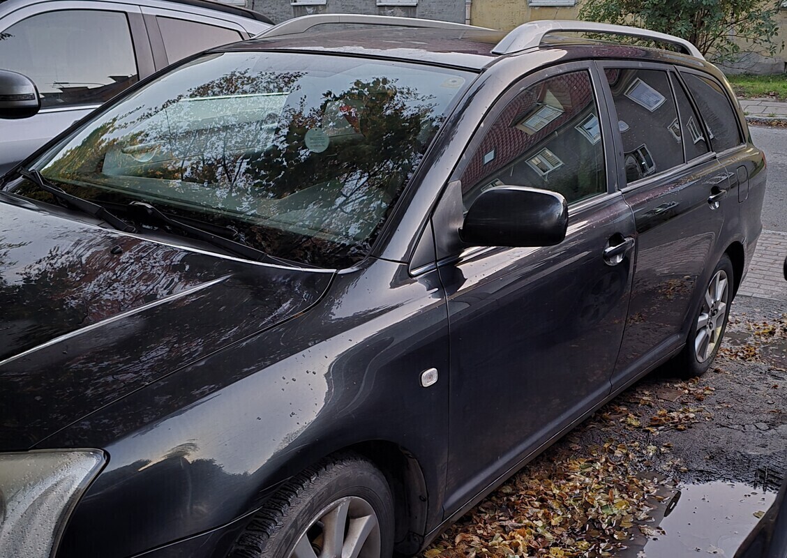 Elbląg Sprzedam Toyotę Avensis 2,2.
Uszkodzone wtryski. 
Cena do negocjacji.