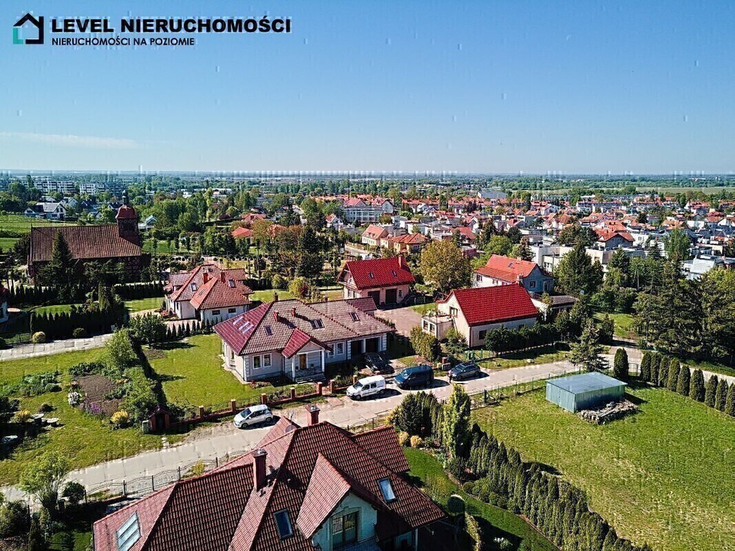 Elbląg LEVEL NIERUCHOMOŚCI Dom, warsztat na dużej działce w mieście Zabudowa 257m2,działka 1340m2