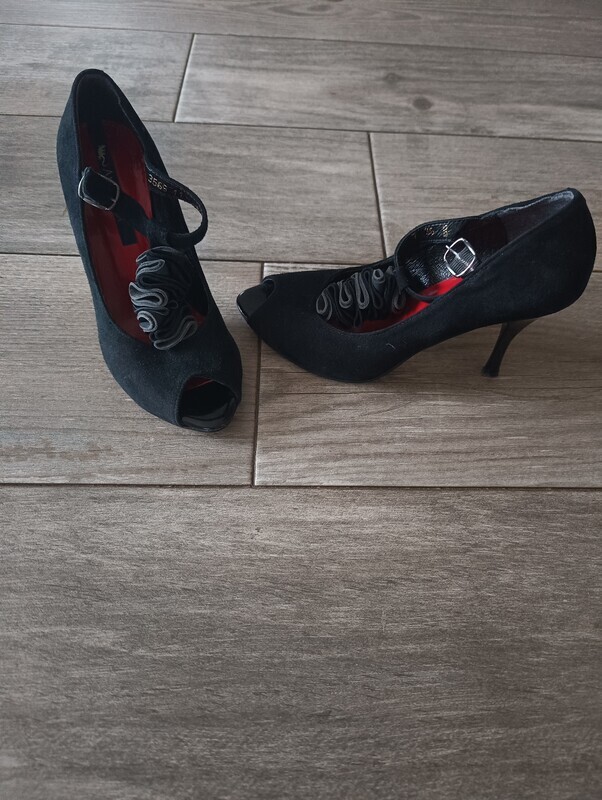 Elbląg Sprzedam buty rozmiar 36