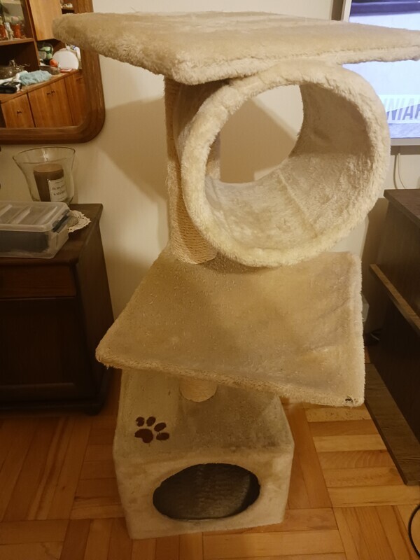 Elbląg Sprzedam drapak dla kota. Wysokość 101 cm.