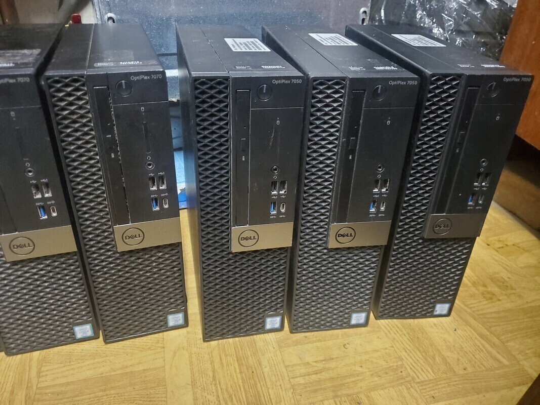 Elbląg Sprzedam komputery stacjonarne i laptopy Dell w dobrej cenie. Procesory Intel i5 lub i7 (3-8 generacja), 8GB
