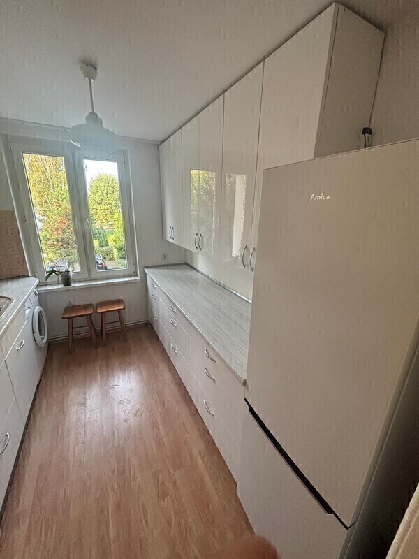 Elbląg Sprzedam wyjątkowe mieszkanie 61 m kw.4 pokoje, I piętro, osobna kuchnia, łazienka,