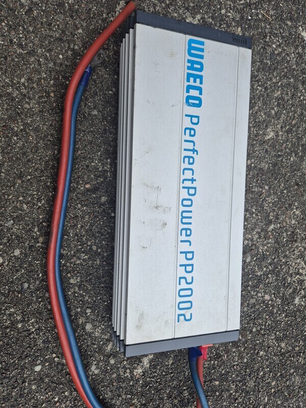 Elbląg Przetwornica napięcia Waeco PerfectPower PP2002 12V / 230V 2000W&nbsp;